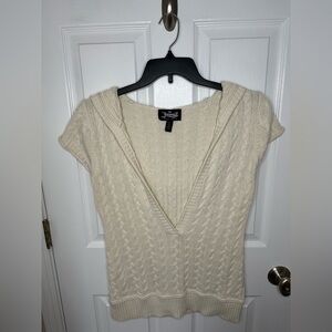 Vintage JIMMY Z Sz L White Cable Knit Low Cut V-Neck Short Sleeve Hoodie Sweater